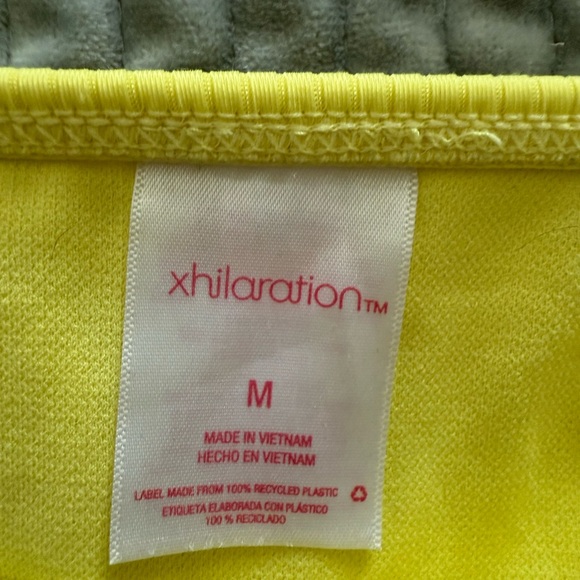 Yellow bikini set - Picture 2 of 4